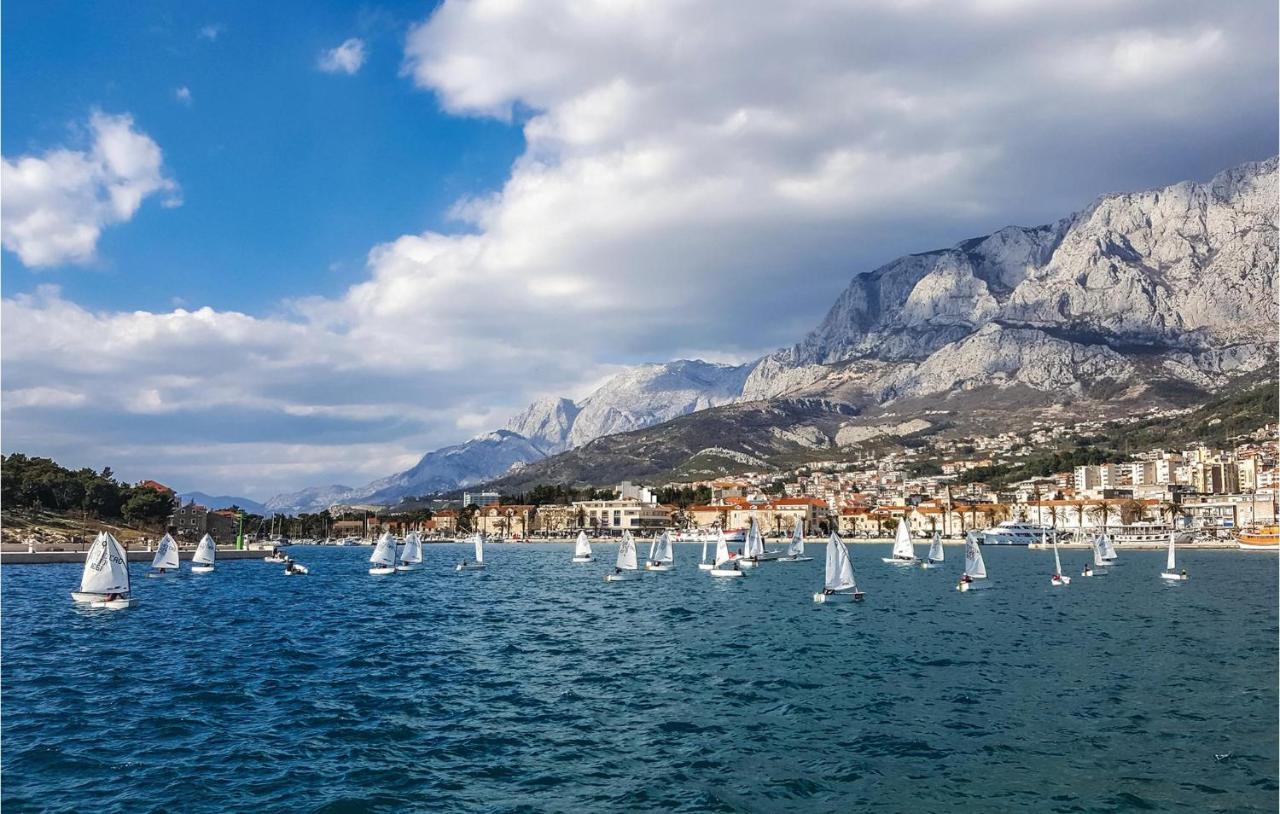 Cozy Apartment In Makarska With Kitchen Zewnętrze zdjęcie