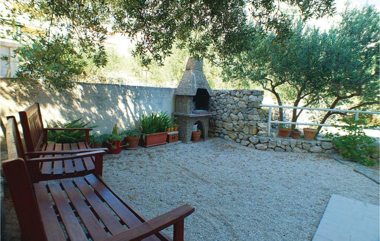 Cozy Apartment In Makarska With Kitchen Zewnętrze zdjęcie